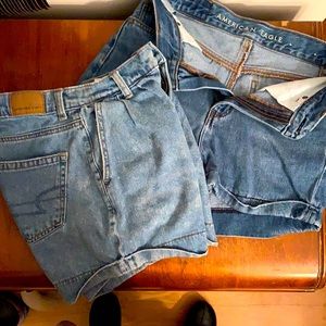 2 pair American eagle shorts